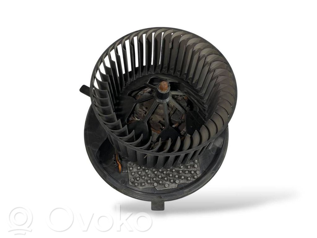 Mazā radiatora ventilators