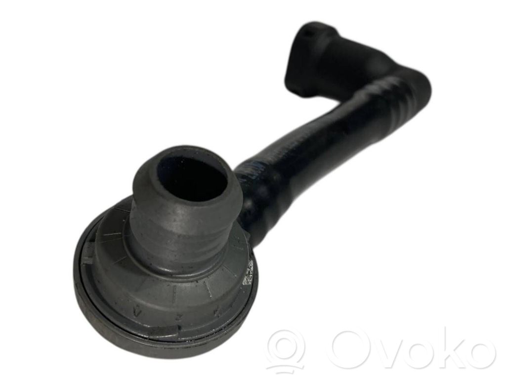 Caurulīte (-es) / šļūtene (-es)