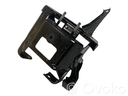 Stūres pastiprinātāja sūkņa stiprinājums