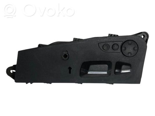 Seat adjustment switch(es)