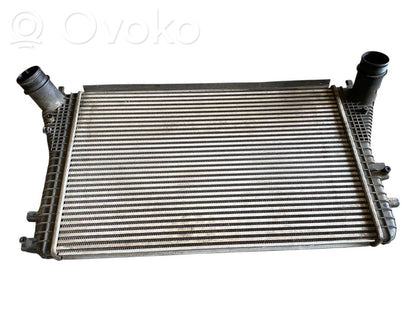 Starpdzesētāja radiators