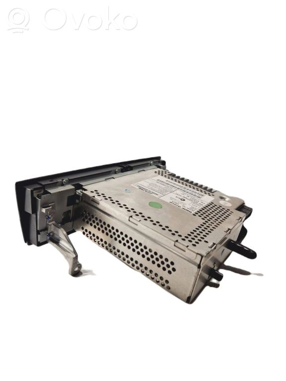 Радио / CD/DVD-плеер / навигация