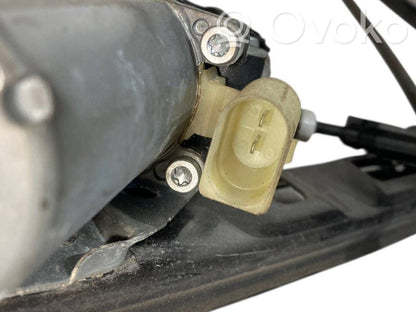 Priekšpusē elektriskā loga pacelšanas mehānisma komplekts