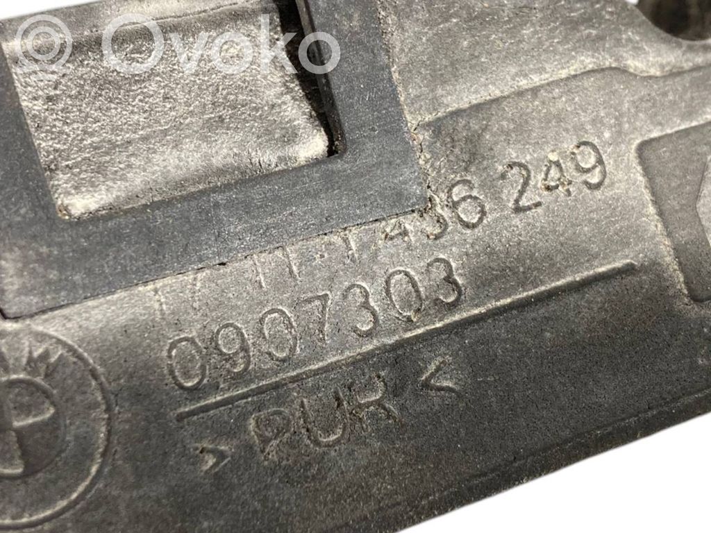 Radiatora (-u) turētājs / kronšteins