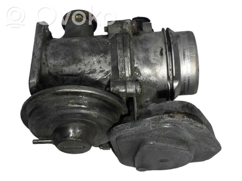 Дроссельный клапан