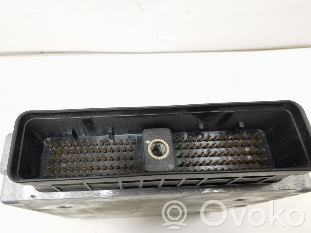 Блок управления двигателем