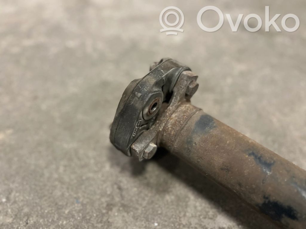 Задний карданный вал