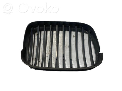 Top grille