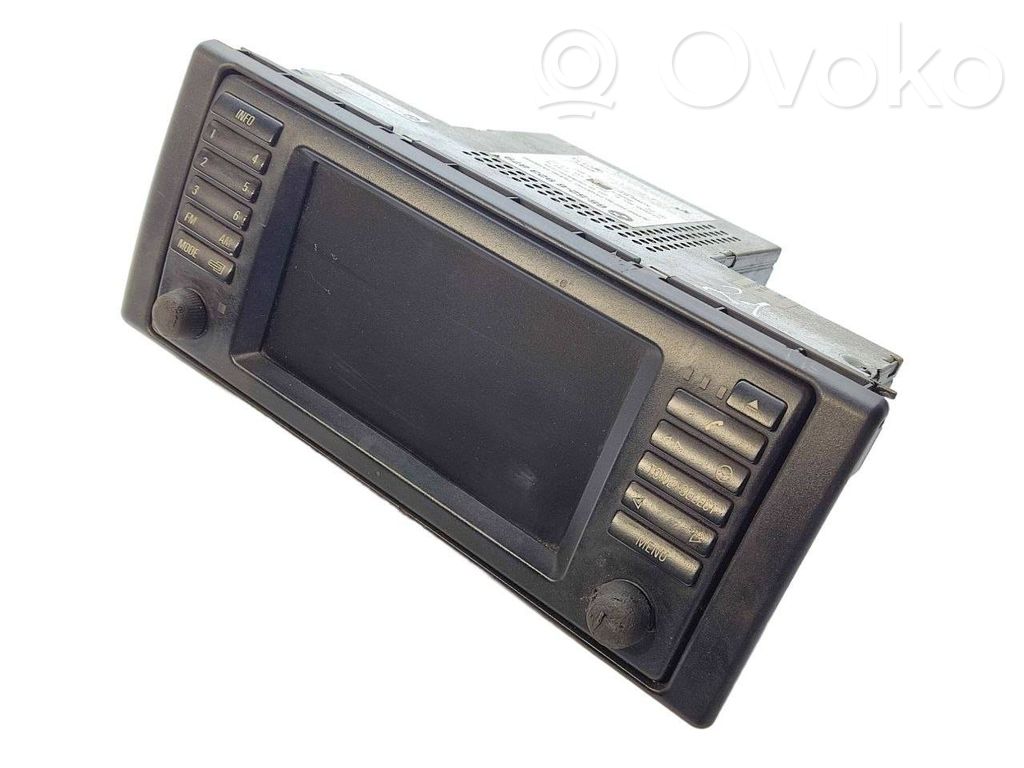 Radio / CD/DVD atskaņotājs / navigācija