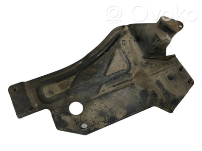 Защита днища в задней части шасси