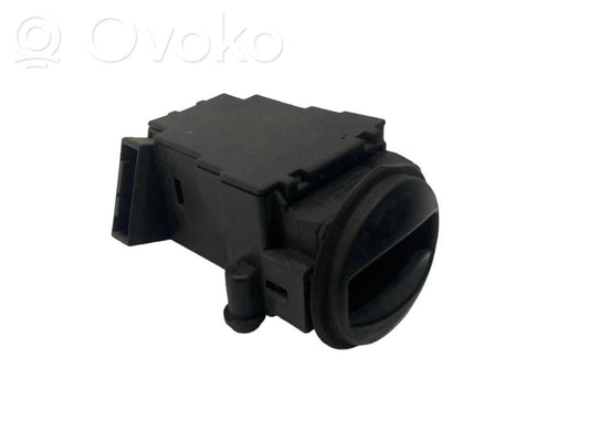 Aizdedzes slēdža kontakti