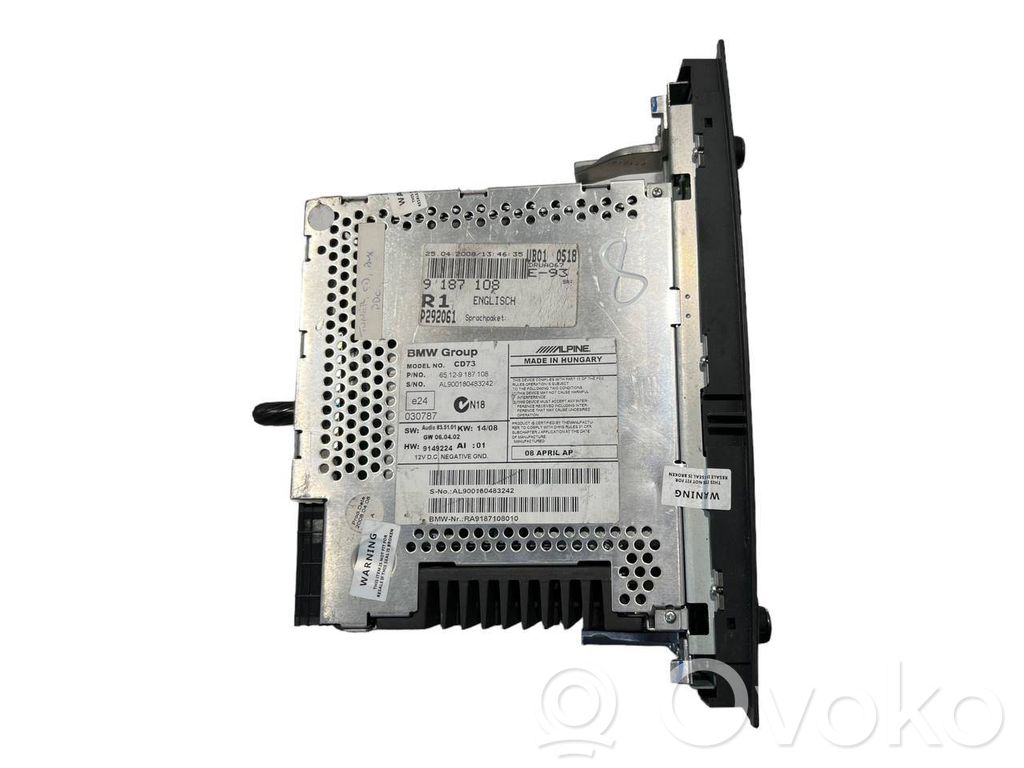 Radio / CD/DVD atskaņotājs / navigācija