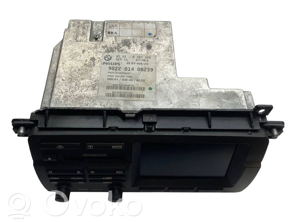 Radio / CD/DVD atskaņotājs / navigācija