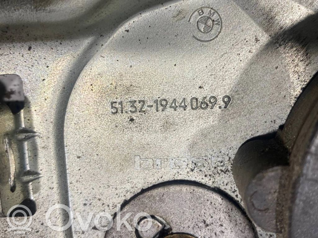 Front electric window lifter assembly