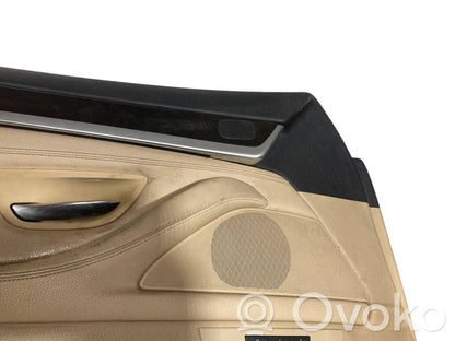 Priekšējo durvju apdare