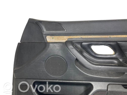 Priekšējo durvju apdare