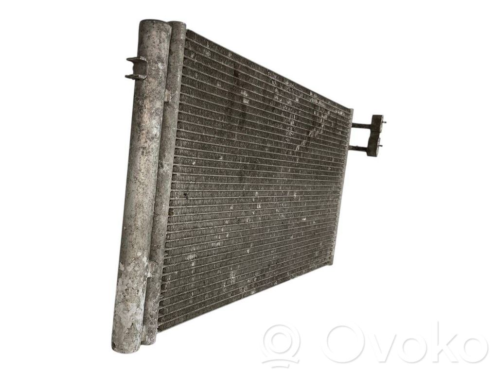 Air conditioner cooling radiator