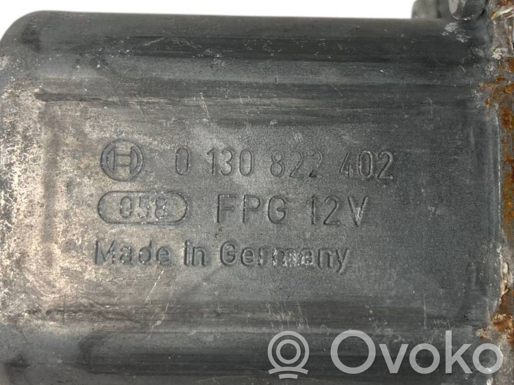 Передний электрический стеклоподъемник в сборе