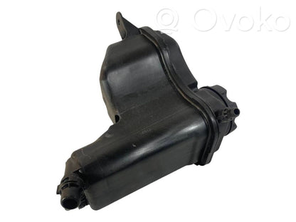 Dzesēšanas šķidruma izplešanās tvertne