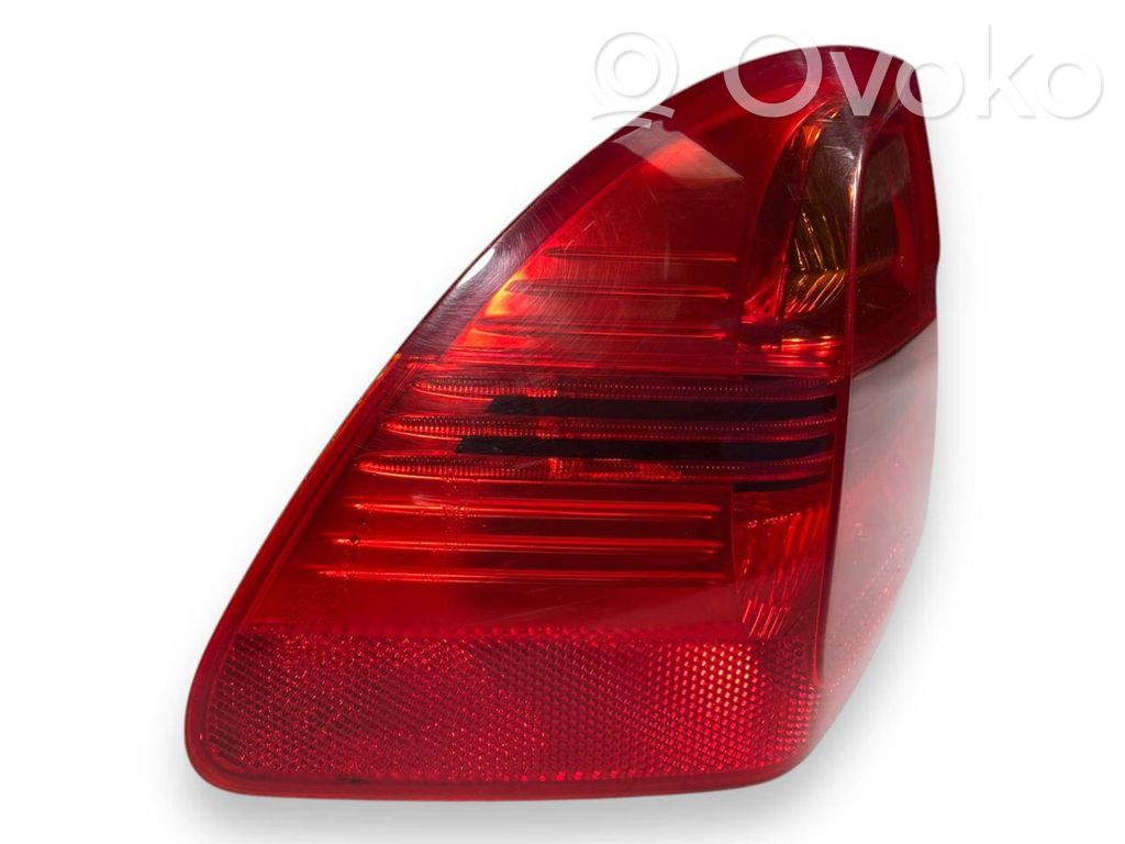 Taillight in the body