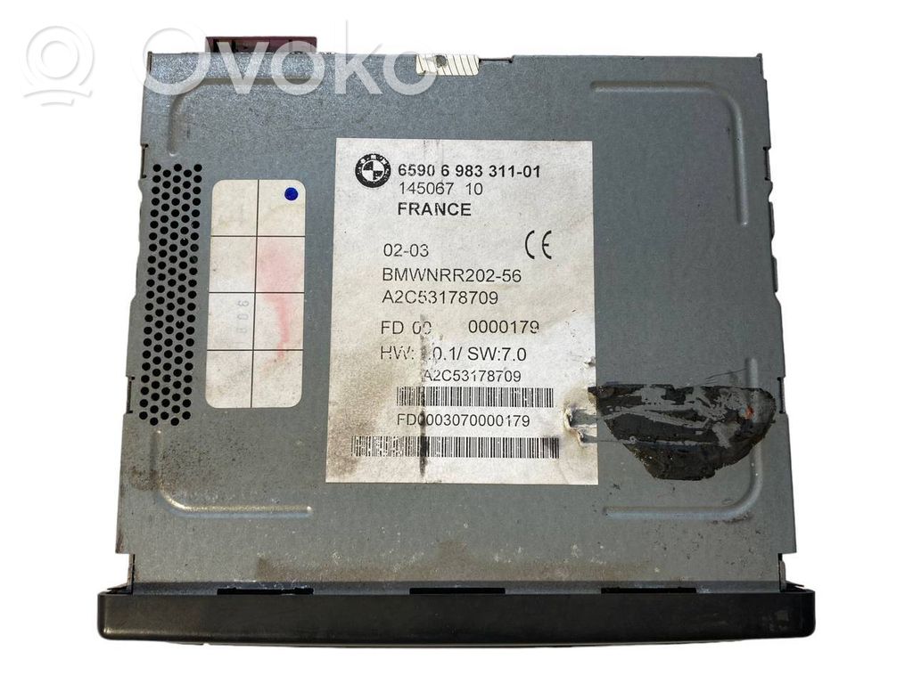 Navigation (GPS) system CD/DVD reader