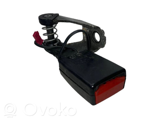 Aizmugurējās jostas sprādze