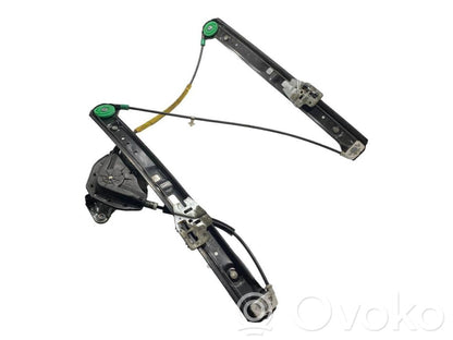 Priekšpusē elektriskā loga pacelšanas mehānisma komplekts