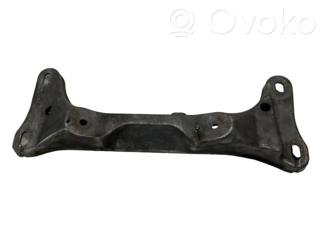 Pārnesumkārbas stiprinājuma kronšteins