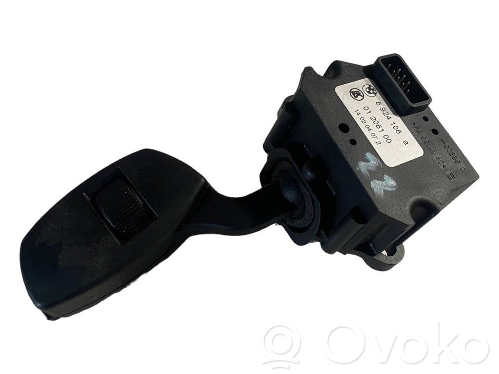 Wiper control button stalk