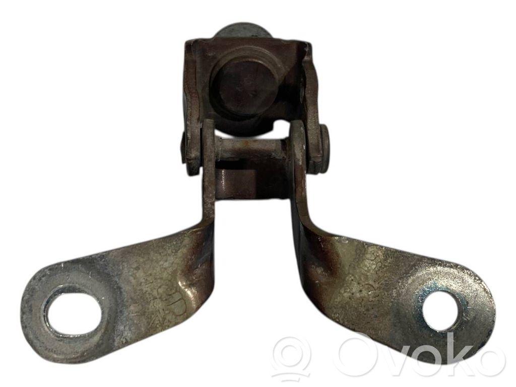 Aizmugurējā pārsega eņģe (-ess)