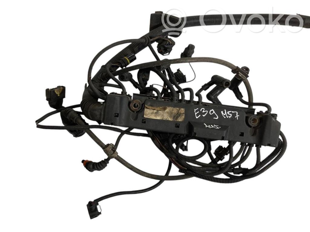 Dzinēja vadu instalācija