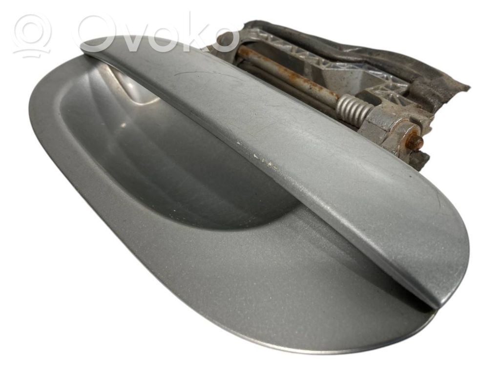 External opening handle