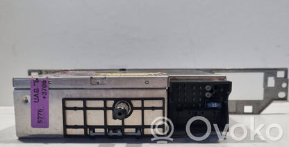 Радио / CD/DVD-плеер / навигация