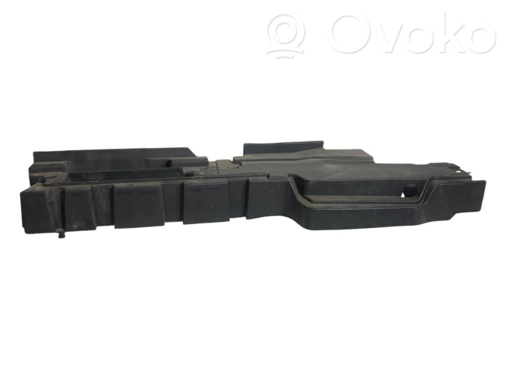 Cita veida bagāžnieka dekoratīvās apdares detaļa