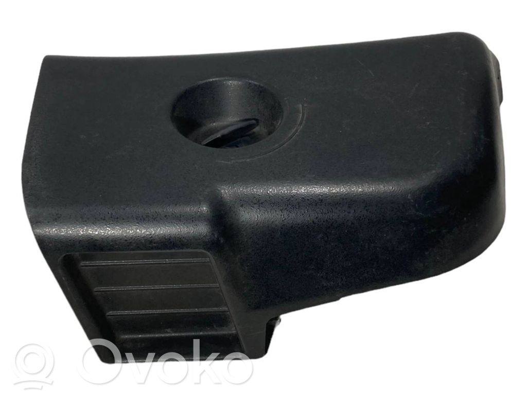 Aizmugurējā luktura detaļa