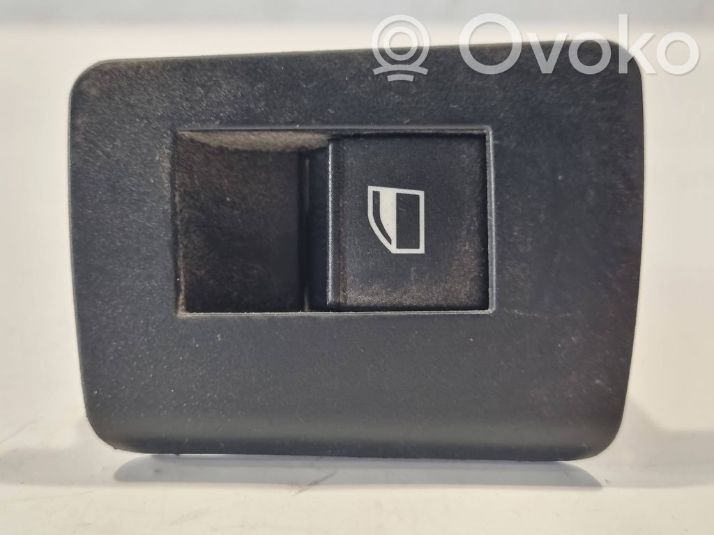 Elektrisko logu slēdzis