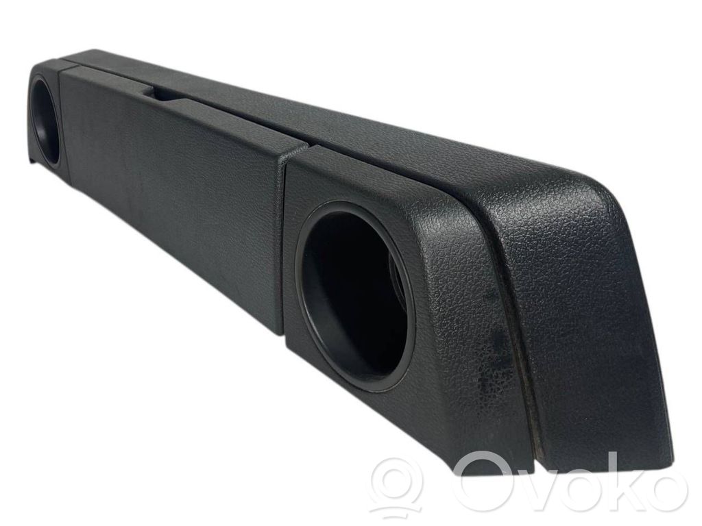 Mantu nodalījums stumbrs