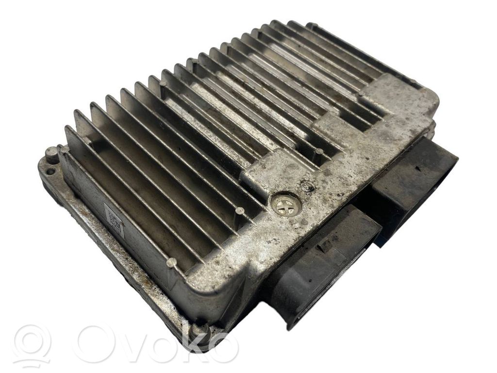 Блок управления двигателем