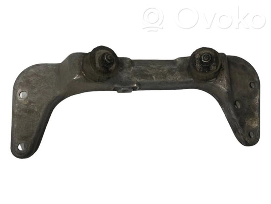 Pārnesumkārbas stiprinājuma kronšteins