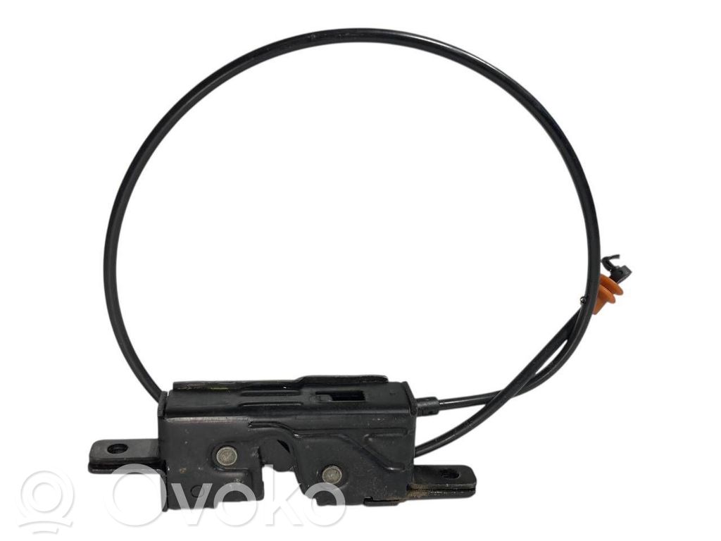 Aizmugurējā pārsega slēdzene