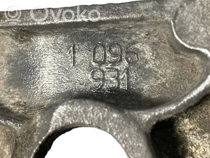 Кронштейн крепления трансмиссии