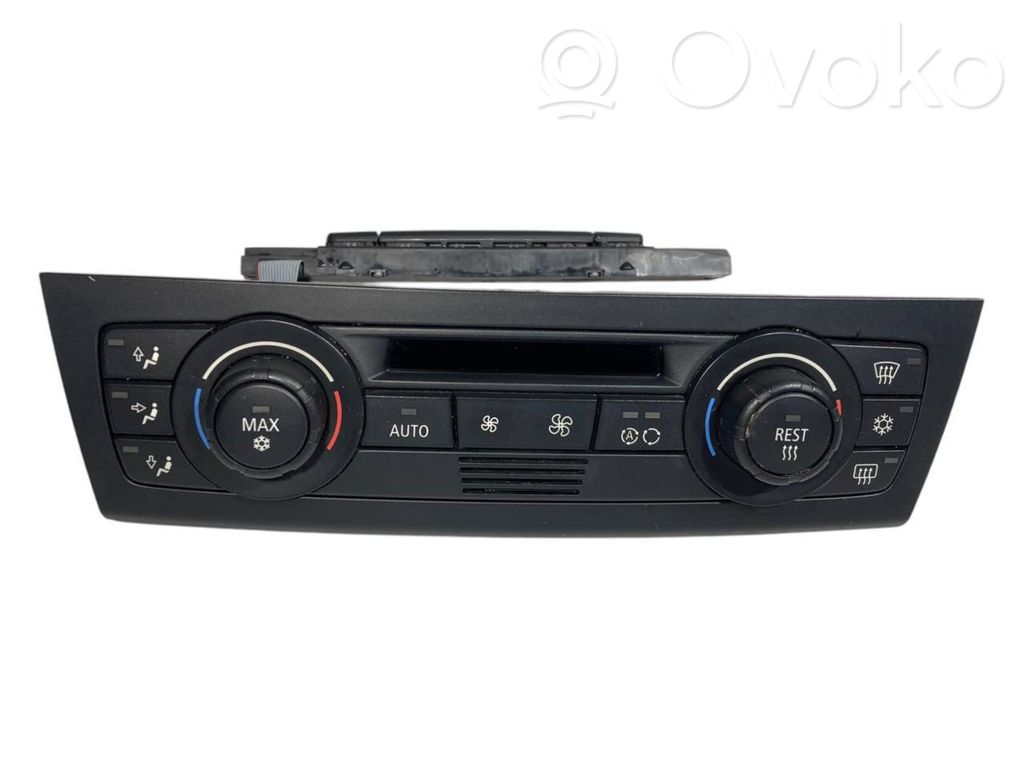 Air conditioning / climate control / interior heating control unit (in the passenger compartment)