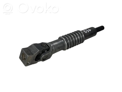 Kardāna / stūres krustsavienojums