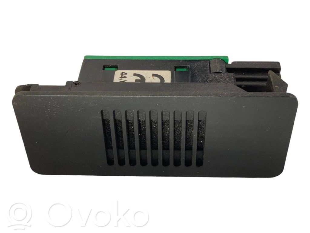 Mikrofons (bluetooth / tālrunis)