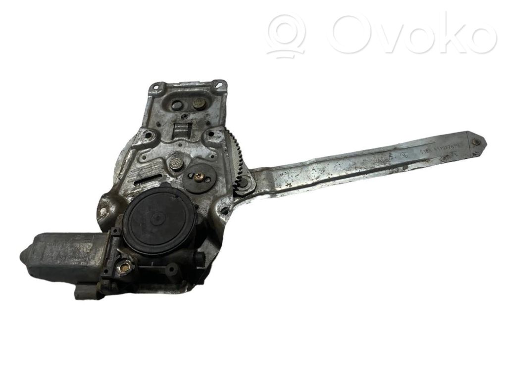 Aizmugurē loga pacēlāja motoriņš