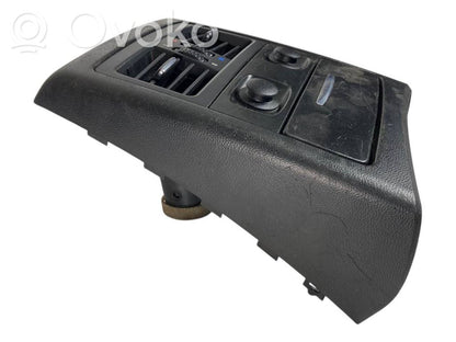 Aizmugurējā gaisa - ventilācijas reste