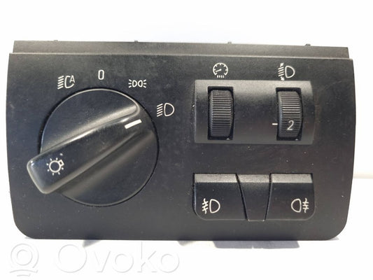 Headlight switch