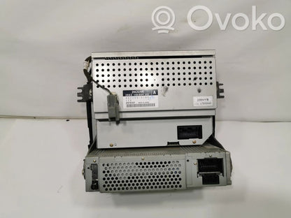 Radio / CD/DVD player / navigation