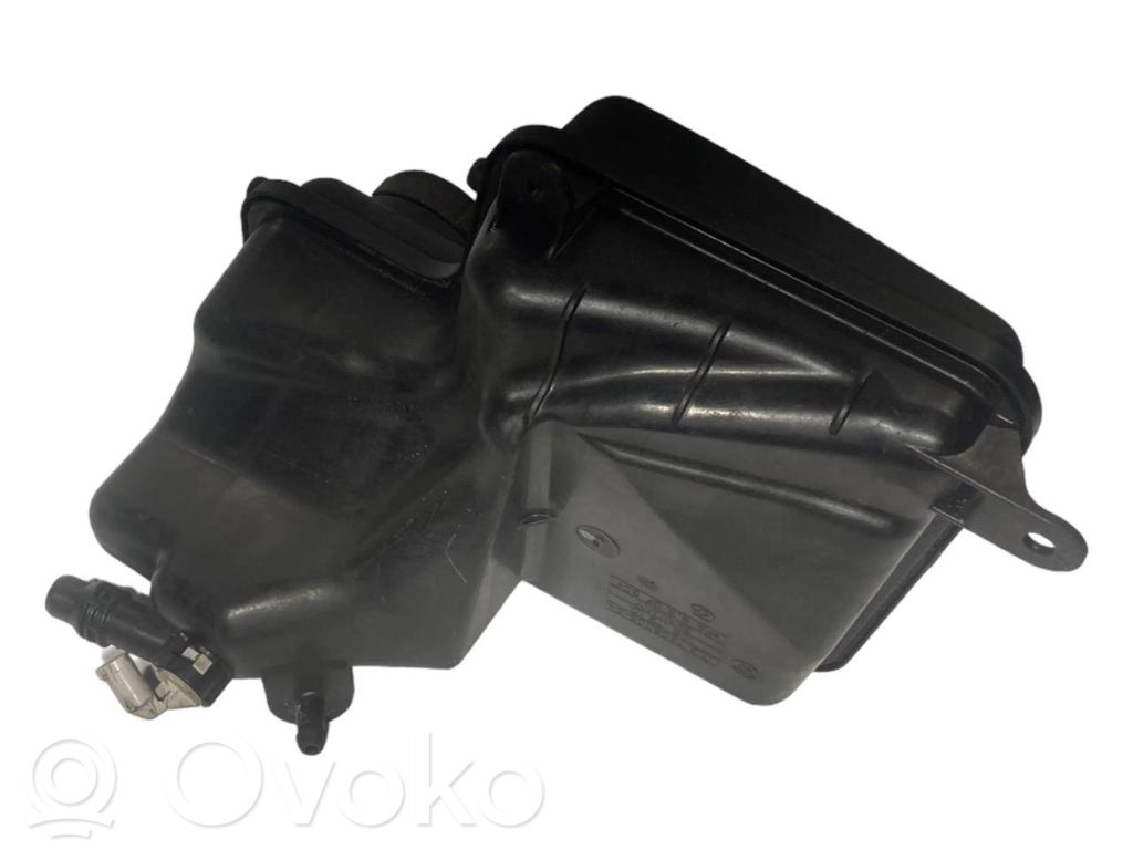 Coolant expansion tank