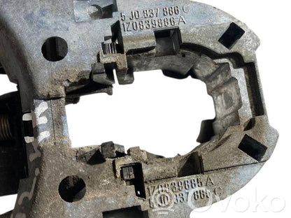 Aizmugurē turētājs / kronšteins ārējam atvēršanas rokturim